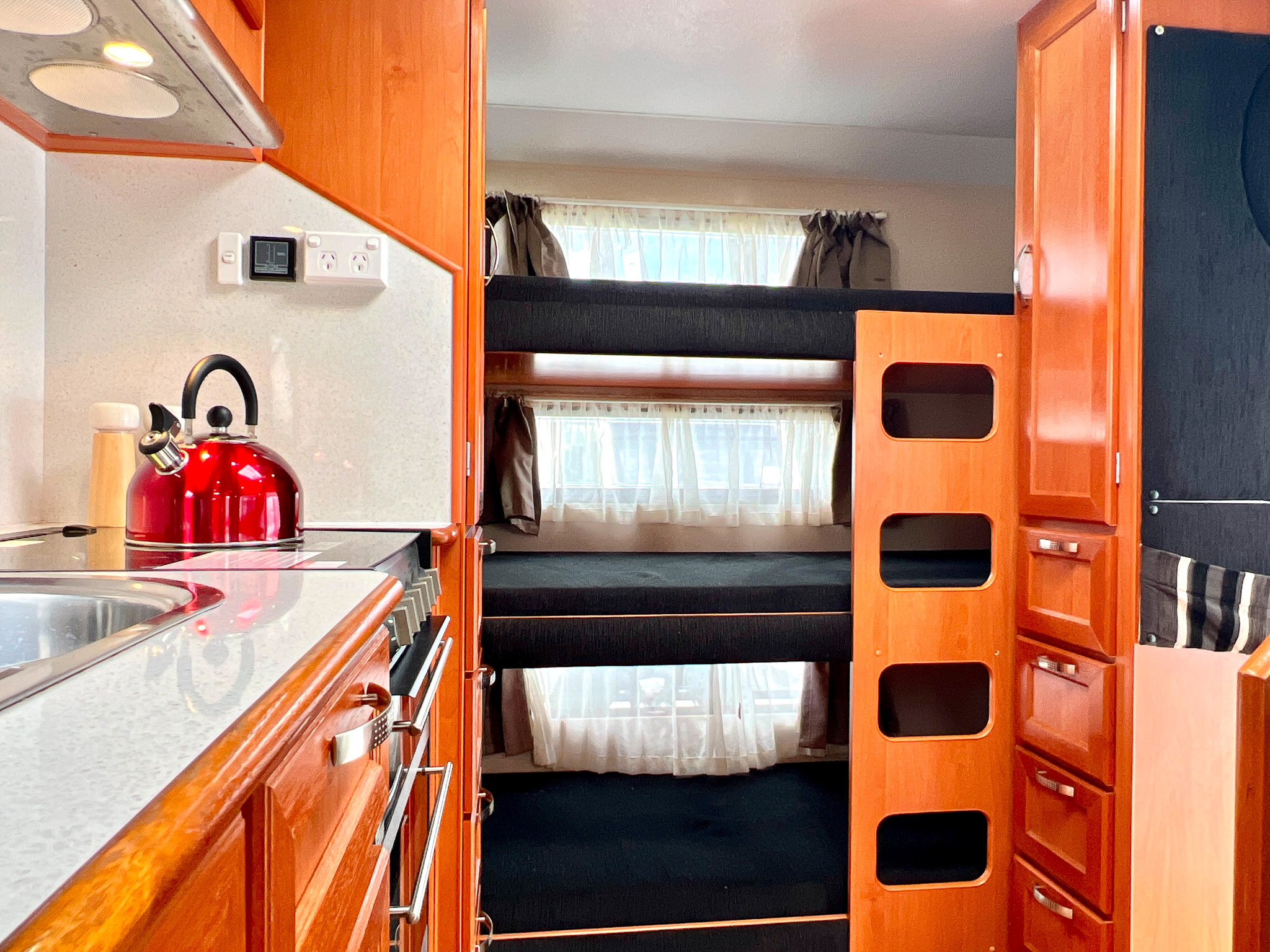 2012-concept-benson-650-10-triple-bunk-beds