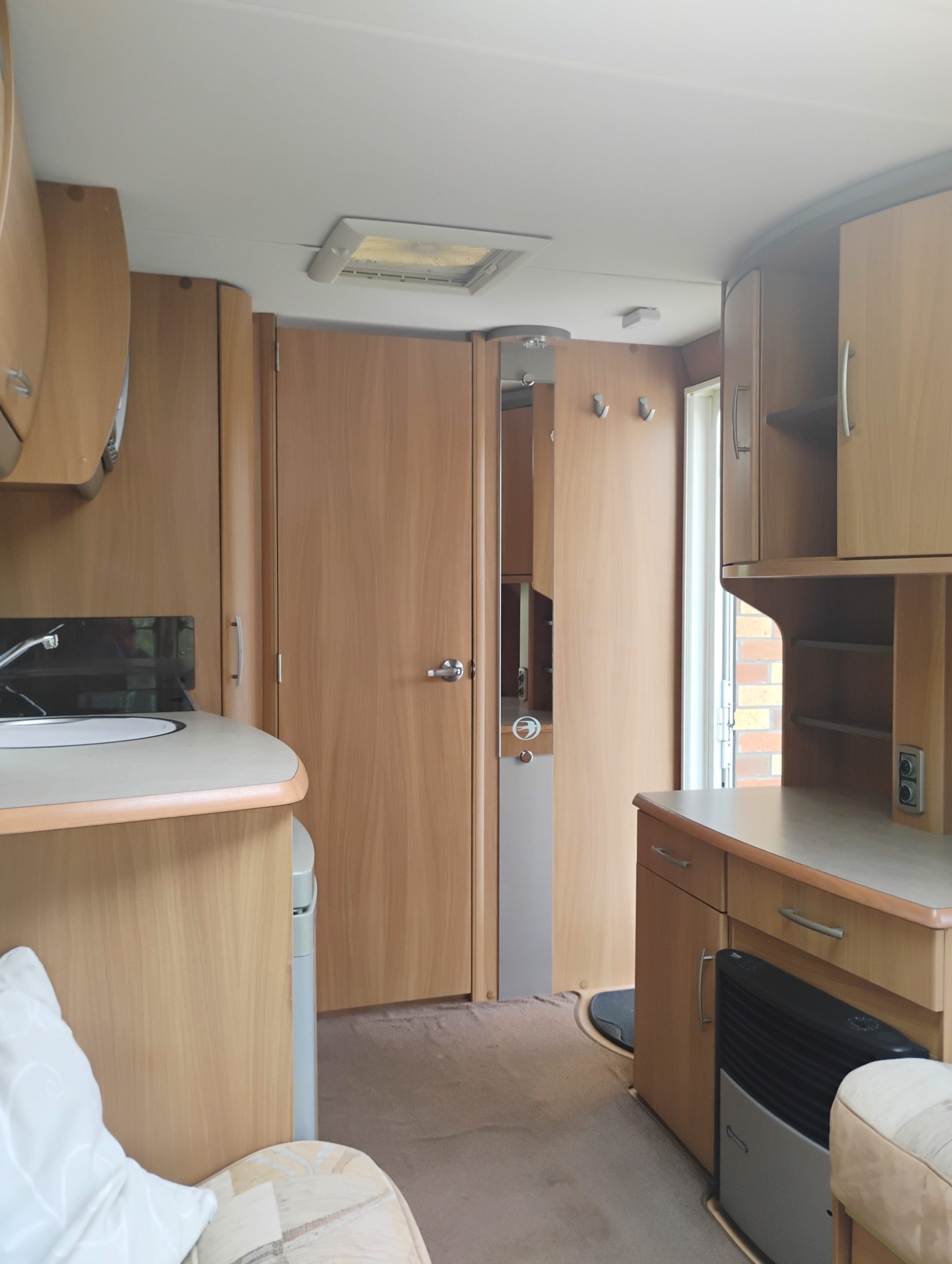Caravan1