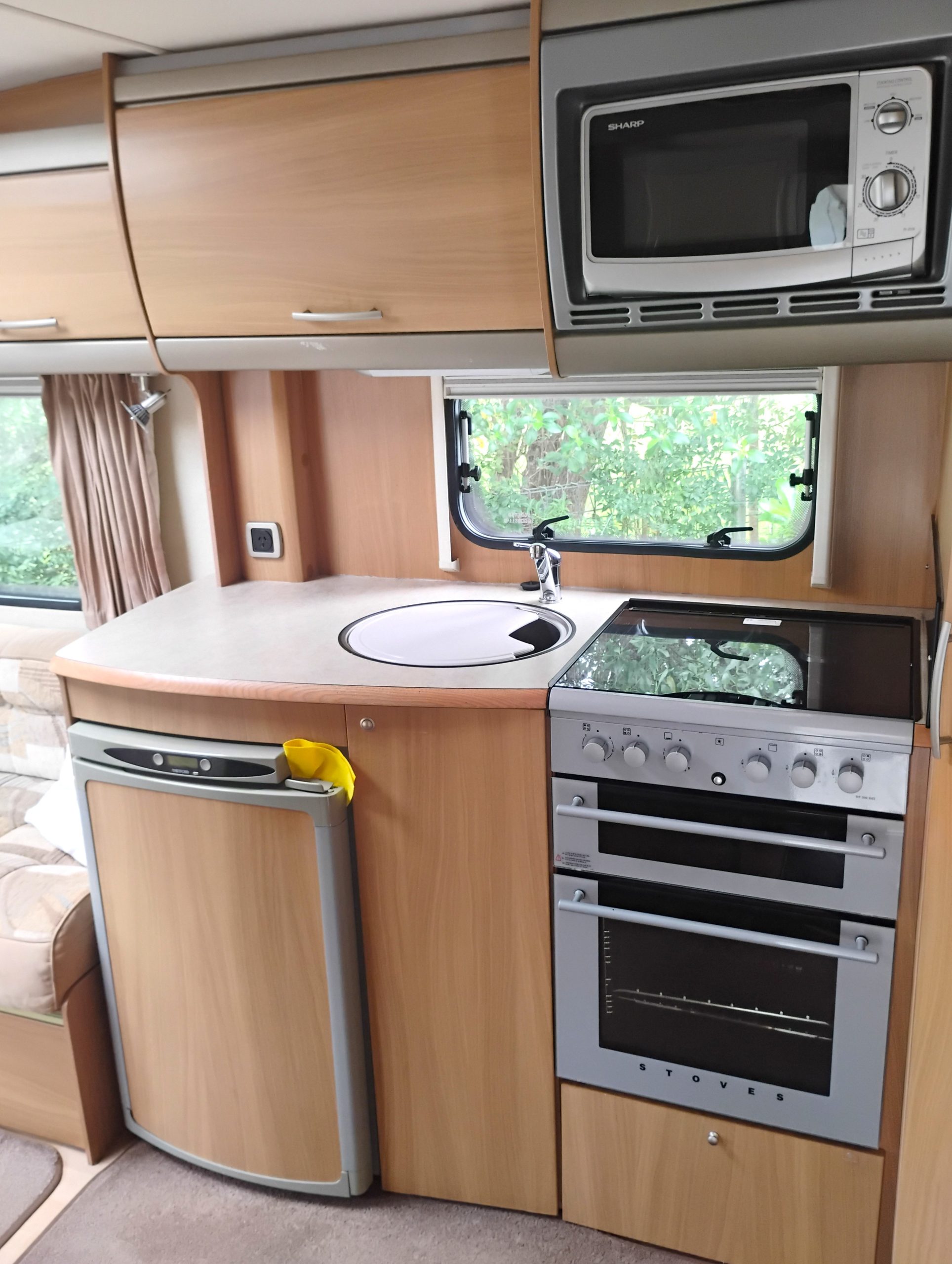 Caravan2